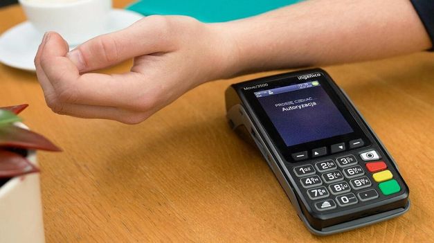 El microchip permite pagar sin contacto.