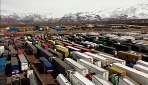 El fuerte temporal provocó el corte de rutas y dejó dos metros de nieve.
