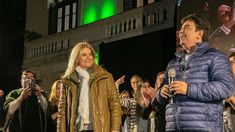 Fernando Espinoza junto a Verónica Magario. Fernando Espinoza junto a Verónica Magario.