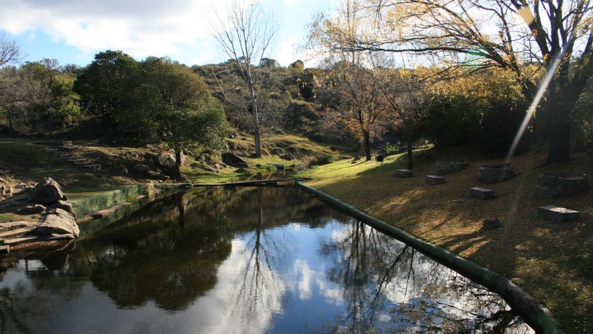 Adiós a las multitudes: el pueblo de Córdoba para hacer senderismo, pescar y andar en bici