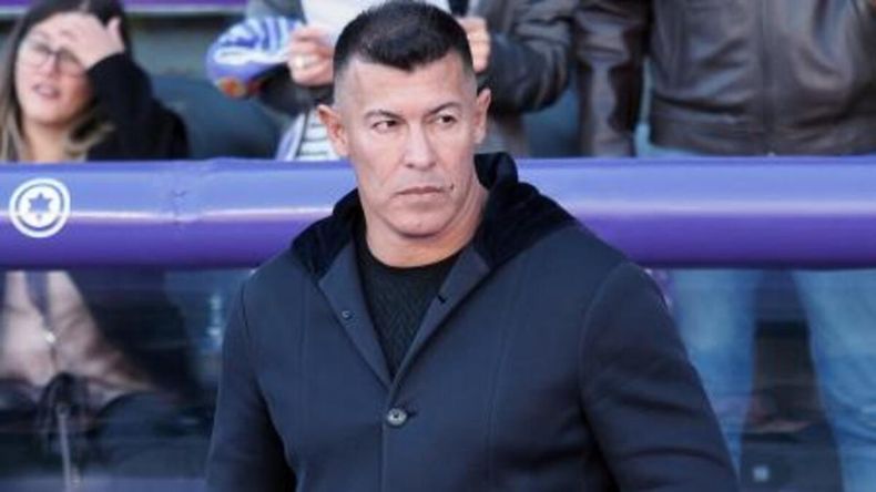 Una buena para Jorge Almirón: Boca recupera a una figura de cara al Superclásico.