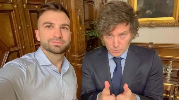 Javier Milei junto a Mauricio Novelli.