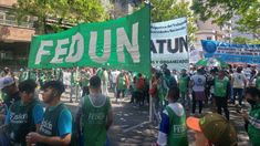 Docentes universitarios convocaron a un paro de 48 horas ante la falta de respuesta del Gobierno