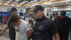 Fueron detenidos intentando robar un departamento. Fueron detenidos intentando robar un departamento.