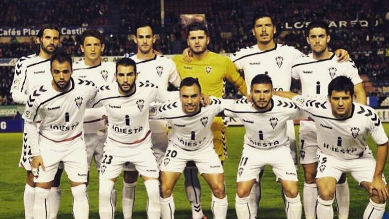 Compartió entrenamientos con figuras históricas del fútbol europeo