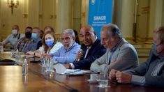 Aníbal Fernández y Juan Manzur dejaron en claro la estrategia ante los riesgos causados por el calor. Aníbal Fernández y Juan Manzur dejaron en claro la estrategia ante los riesgos causados por el calor.