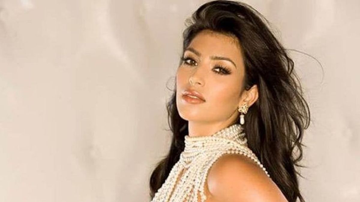 Kim Kardashian homenajeó a Hugh Hefner con sus fotos para Playboy