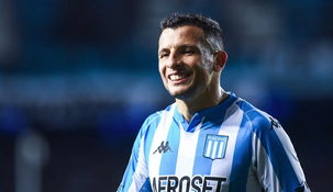 Se termina la novela: Emiliano Vecchio seguirá en Racing.