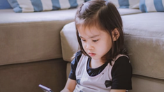 China propuso prohibir a los menores de 18 años conectarse a internet por la noche. China propuso prohibir a los menores de 18 años conectarse a internet por la noche.