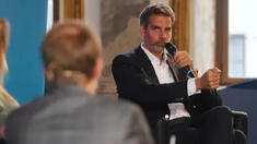 Steffen Hebestreit, uno de los voceros de Alemania. Steffen Hebestreit, uno de los voceros de Alemania.