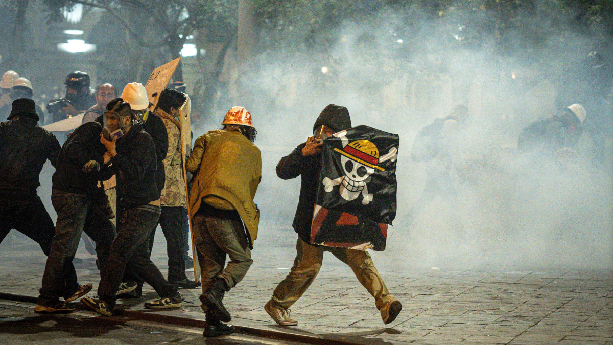 Perú: un muerto y más de 100 heridos en protestas contra el presidente interino José Jerí