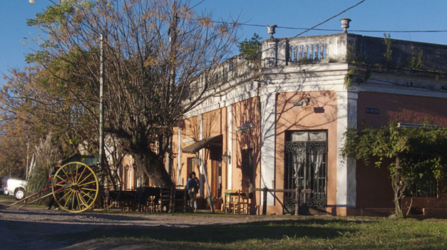 Este pueblo es famoso por sus parrillas y restaurantes de campo.