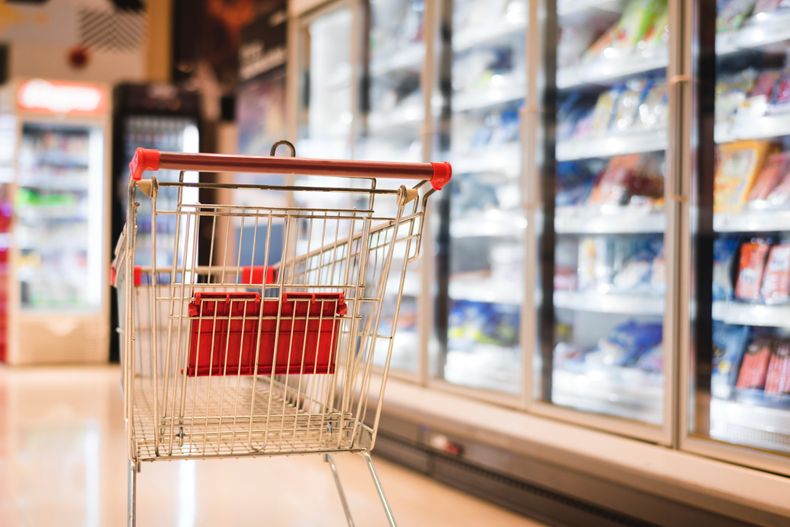 Ltima Noche Un Supermercado Liquida Diferentes Productos Por Una