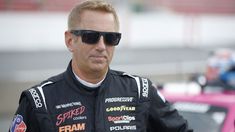 Biffle era una leyenda del Nascar, al punto de ser nombrado como uno de los mejores 75 Mejores Pilotos de la categoría en 2023. Ganó 19 carreras de la Cup Series dentro de un profesionalismo que se prolongó por dos décadas.
