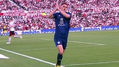 Girotti le ofrece disculpas a los hinchas de River. Girotti le ofrece disculpas a los hinchas de River.