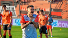 El uruguayo Diego García juega actualmente en Patronato de Paraná. El uruguayo Diego García juega actualmente en Patronato de Paraná.