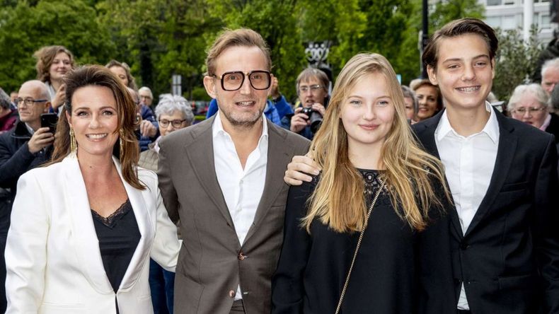 La decisión se tomó de común acuerdo, con respeto mutuo y crianza compartida de sus tres hijos.