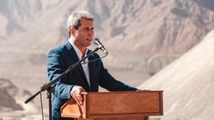 Uñac lidera las encuestas entre los candidatos a gobernador en San Juan.