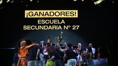 Los ganadores también recibieron un cheque como premio para la creación de un aula tecnológica. Los ganadores también recibieron un cheque como premio para la creación de un aula tecnológica.