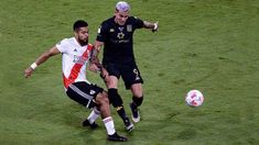 River Plate recibe a Racing Club en el Monumental por lafecha 22 del torneo.