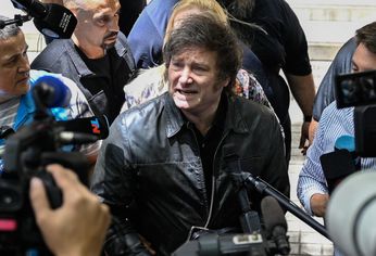 En el Día Mundial de la Libertad de Prensa, ADEPA advirtió que los ataques contra el periodismo debilitan la democracia En el Día Mundial de la Libertad de Prensa, ADEPA advirtió que los ataques contra el periodismo debilitan la democracia