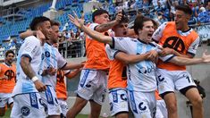 Bautista Tomatis grita con alma y vida el primer gol de Rafaela. Bautista Tomatis grita con alma y vida el primer gol de Rafaela.