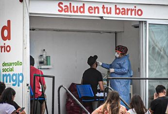 En los últimos días hubo largas filas para hisoparse en La Feliz.