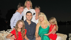 La foto famiiar de Wanda Nara y Mauro Icardi. La foto famiiar de Wanda Nara y Mauro Icardi.
