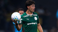 Con 22 años tendrá su primera oportunidad en la Selección mayor. Con 22 años tendrá su primera oportunidad en la Selección mayor.