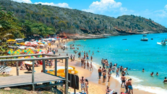 Una típica playa paradisíaca de Brasil, para disfrutar todo el año. Una típica playa paradisíaca de Brasil, para disfrutar todo el año.