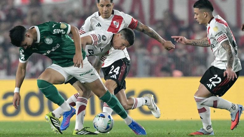 Palmeiras sorprende a River desde el arranque y le gana 1-0 en el Monumental, por la ida de los cuartos de final de la Copa Libertadores