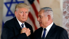 Trump junto a Netanyahu. Trump junto a Netanyahu.