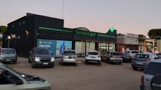 CelesteLópez y María Girini son dueños de la Farmacia Golf ubicada en Fragata Sarmiento 425, Pinamar. CelesteLópez y María Girini son dueños de la Farmacia Golf ubicada en Fragata Sarmiento 425, Pinamar.