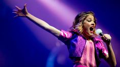 Un año sin Violetta: los fans coparon las redes en el aniversario de la serie de Tini Stoessel Un año sin Violetta: los fans coparon las redes en el aniversario de la serie de Tini Stoessel