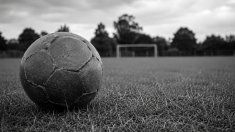 Brilló en el futbol de su ciudad e hizo historia en el automovilismo ¿Quién es? Brilló en el futbol de su ciudad e hizo historia en el automovilismo ¿Quién es?
