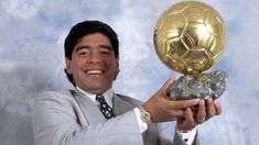 La subasta del Balón de Oro de Maradona iba a ser subastado este 6 de junio en París La subasta del Balón de Oro de Maradona iba a ser subastado este 6 de junio en París