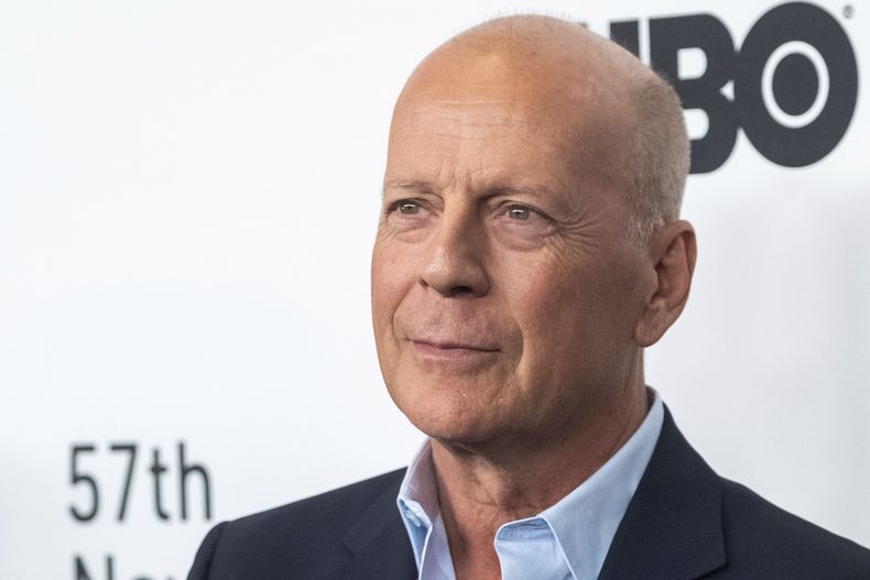 El legendario Bruce Willis se retiró de la interpretación por una delicada condición médica. Sin embargo