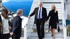 Alberto Fernández llegó a París junto a Fabiola Yañez para participar del Foro por la Paz