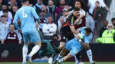 El encontronazo entre Dibu Martínez y el futbolista portugues Jota Silva. El encontronazo entre Dibu Martínez y el futbolista portugues Jota Silva.