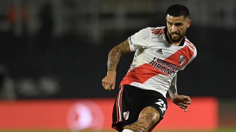 El lateral se quedaría en River.