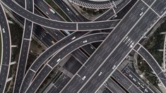 La red de autopistas de este país es la segunda más extensa del mundo. La red de autopistas de este país es la segunda más extensa del mundo.