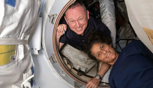 Butch Wilmore y Suni Williams posaron en la Estación Espacial Internacional.