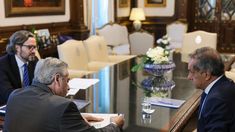 Alberto Fernández recibió a Scioli en Casa Rosada.