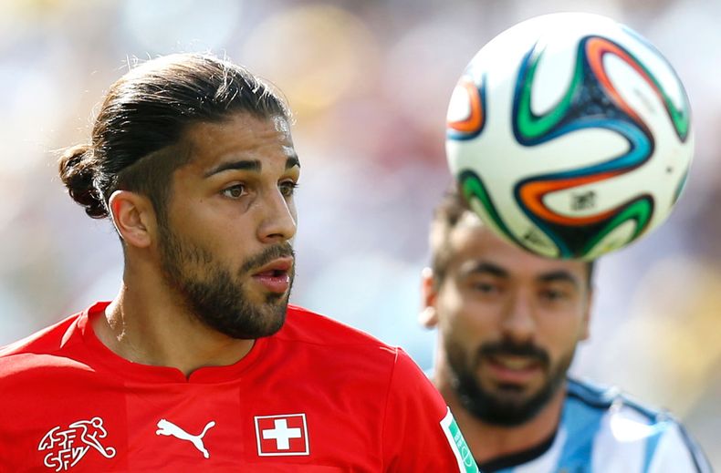 Disputó el partido de octavos de final del Mundial 2014 contra Argentina.