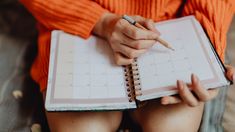 Los titulares de AUH podrán presentar un formulario para cobrar $10.000 extras antes de fin de año. Los titulares de AUH podrán presentar un formulario para cobrar $10.000 extras antes de fin de año.