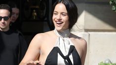 Rosalía anunció en un directo de TikTok que LUX saldrá a la venta el 7 de noviembre. Rosalía anunció en un directo de TikTok que LUX saldrá a la venta el 7 de noviembre.