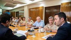 Luis Petri se reunió con los jefes de las Fuerzas Armadas.