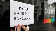 La Asociación Bancaria resolvió una medida de fuerza por reclamo salarial y Ganancias.