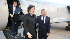 Javier Milei junto a Alfredo Cornejo, gobernador de Mendoza. Javier Milei junto a Alfredo Cornejo, gobernador de Mendoza.