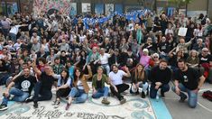 Masiva concurrencia en la Plaza Boedo.